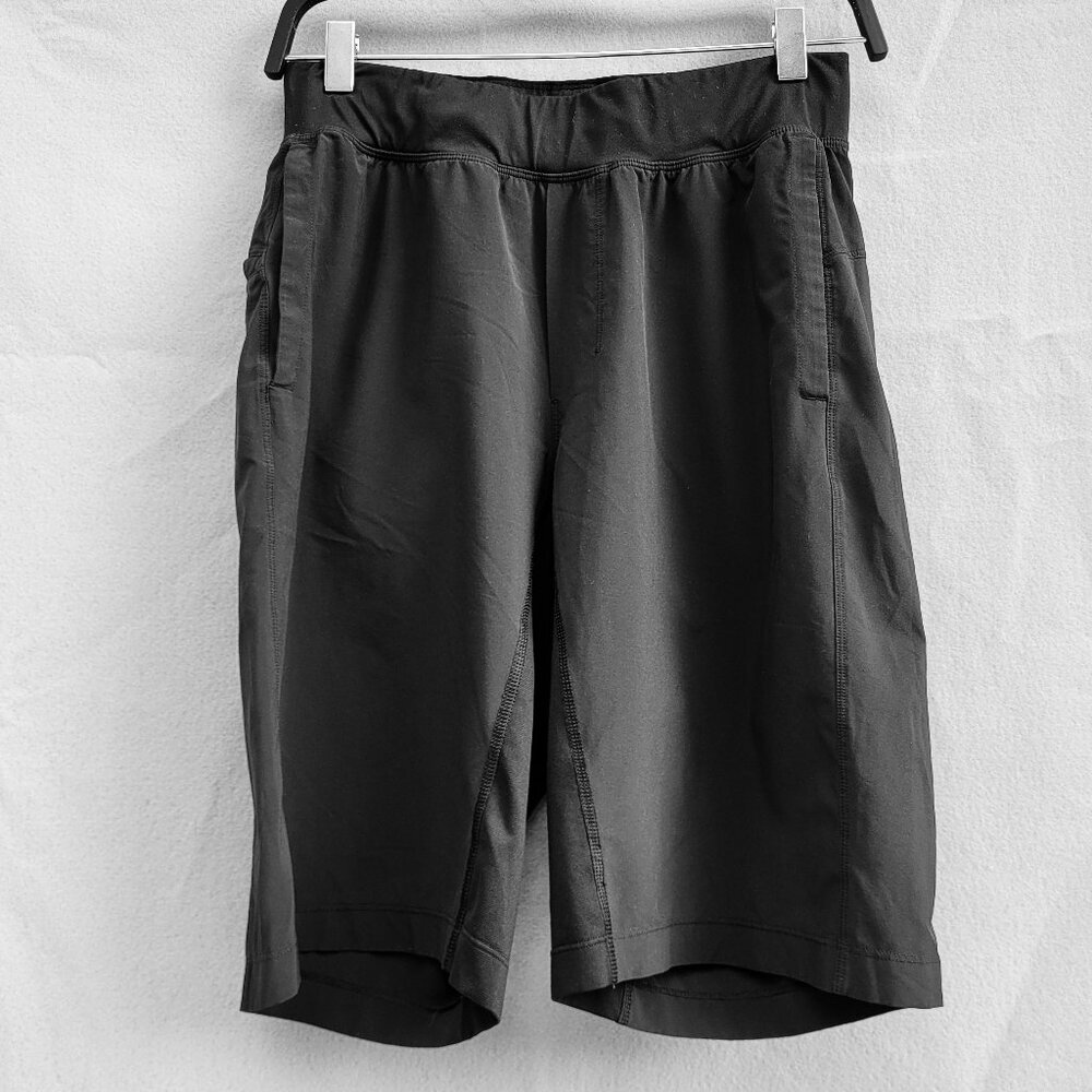 lululemon athletica shorts men hiking, running walking size small